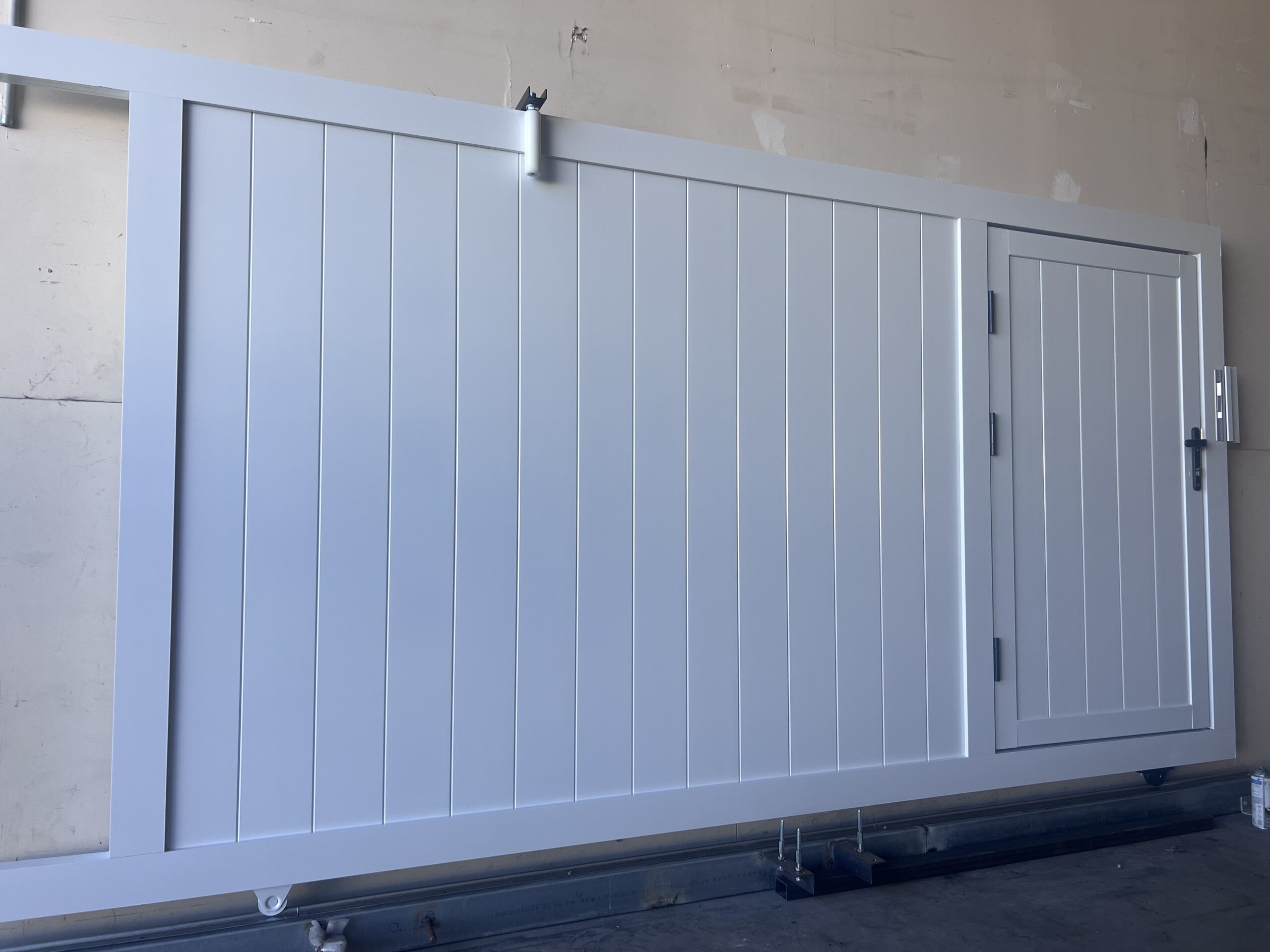 Tongue and Groove/ Full solid Sliding Driveway Gate - Image 3